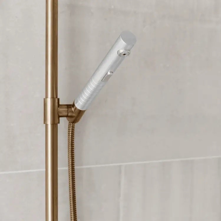 Water-saving shower head