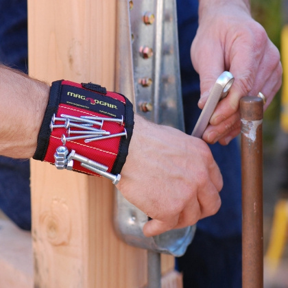 Magnetic bracelet for crafters in the group Leisure / Mend, Fix & Repair at SmartaSaker.se (10630)