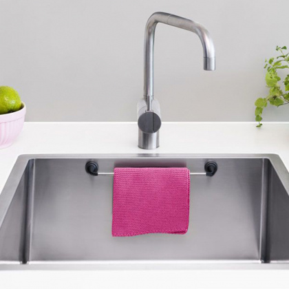 Magnetic Towel Hanger in the group House & Home / Kitchen / Dishwashing tools at SmartaSaker.se (12920)