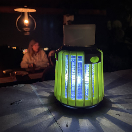 Mosquito trap with camping lamp in the group Leisure / Outdoor life / Mosquitoes at SmartaSaker.se (12958)