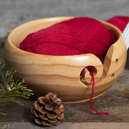 Wooden yarn bowl in the group Leisure / Games / Crafts at SmartaSaker.se (13058)