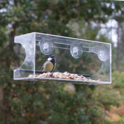 Large Bird Feeder for Windows in the group House & Home / Garden / Nests and hotels at SmartaSaker.se (13282)