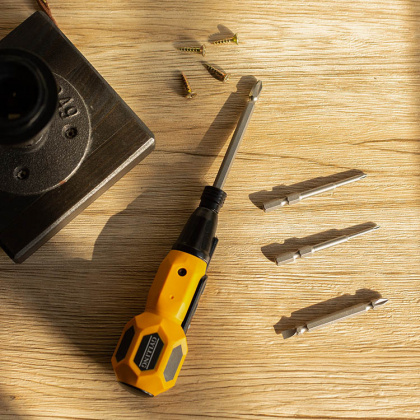 Electric screwdriver in the group Leisure / Mend, Fix & Repair / Tools at SmartaSaker.se (13515)