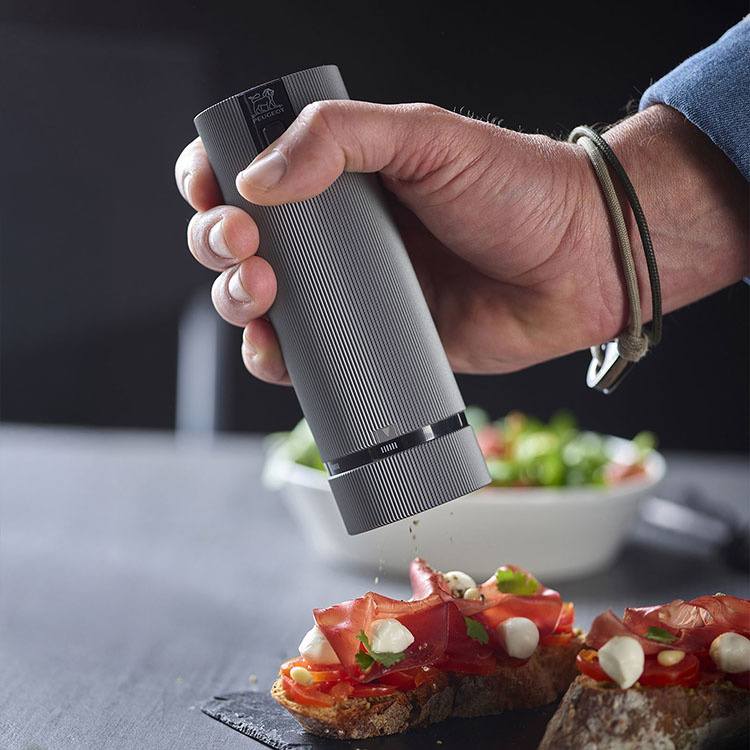 Electric spice grinder, Peugeot in the group House & Home / Kitchen / Kitchen utensils at SmartaSaker.se (13989)