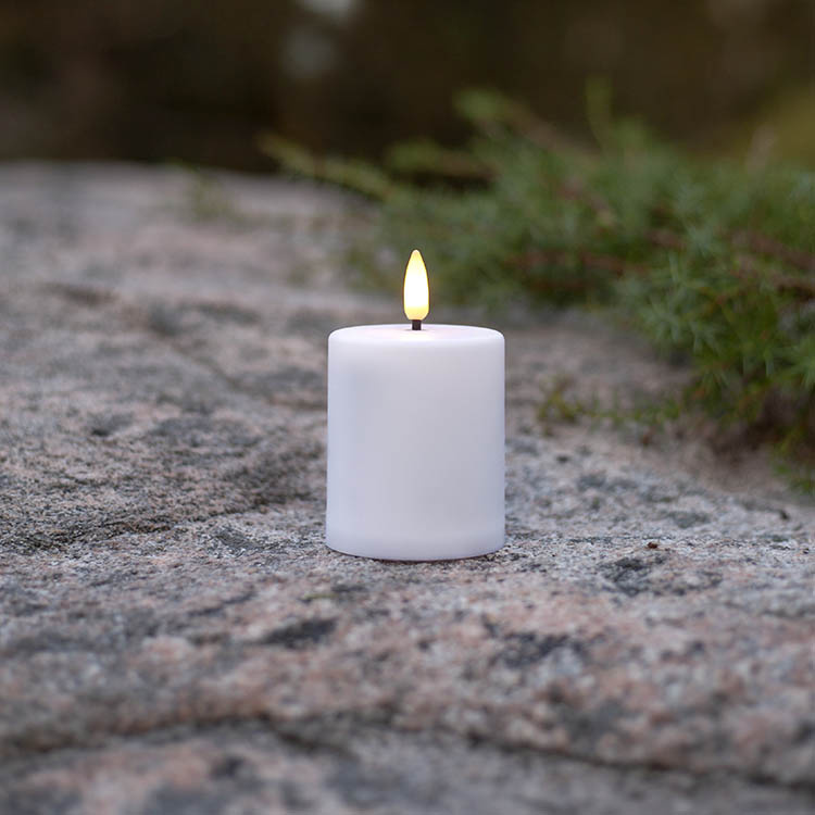 Small block light with twilight sensor in the group Lighting / Outdoor lighting / Pillar candles and lanterns at SmartaSaker.se (14522)