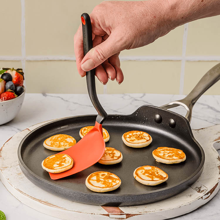 Small spatula in the group House & Home / Kitchen / Kitchen utensils at SmartaSaker.se (14628)