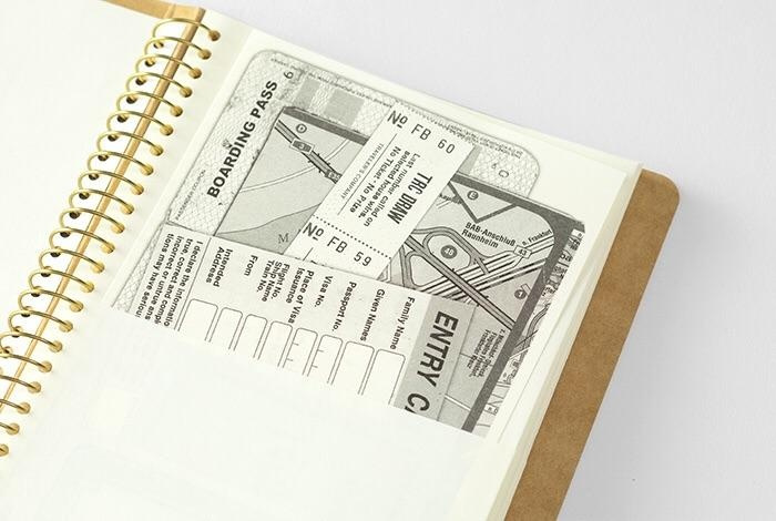 Note book with pockets, SPIRAL PAPER POCKET A5 SLIM, Traveler\'s Comapany, Natur in the group Storage / Office supplies at SmartaSaker.se (40006)