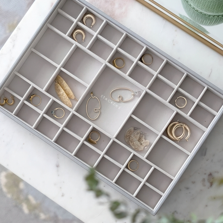 Jewellery Tray, 41 Sections, SUPERSIZE STACKERS, 36 x 25 x H 4 cm, Pebble Grey in the group Storage / Bedroom storage / Jewelry storage at SmartaSaker.se (40246)