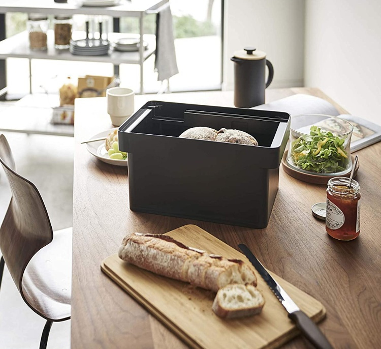 Bread box with cutting board bambo, TOWER BREAD CASE,, Yamazaki, Black in the group Storage / Kitchen storage at SmartaSaker.se (40253)