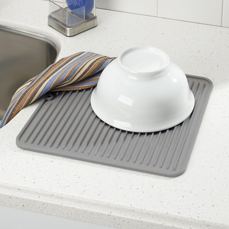 Draining Mat / Trivet, Small, SILICONE , 30,5 x 30,5 cm, Grey in the group Storage / Kitchen storage / Dish racks and sink accessories at SmartaSaker.se (40418)
