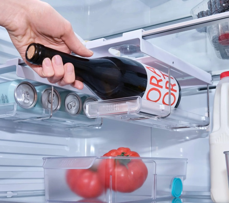 Under Shelf Drawer, JOSEPH JOSEPH FRIDGE BOTTLE HOLDER, Transparent / white in the group Storage / Kitchen storage / Fridge storage at SmartaSaker.se (40601)