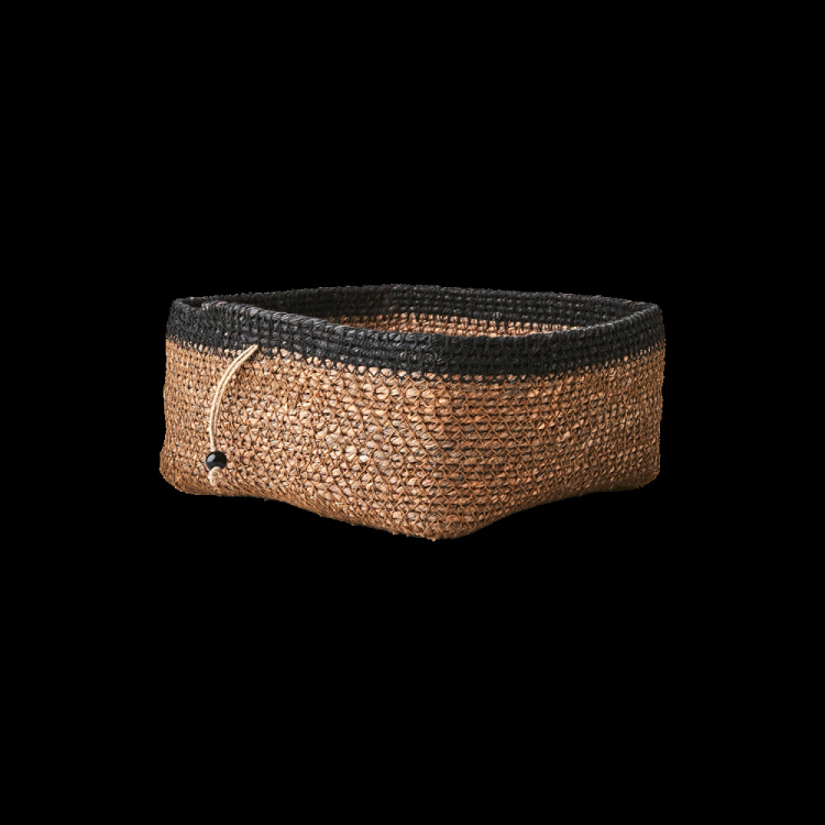Storage basket, Seeweed, MADIBA SQUARE BASKET MEDIUM, 18 x 18 x H8 cm, Nature / Black in the group Storage / Storage boxes / Mini organizers / Baskets at SmartaSaker.se (40737)