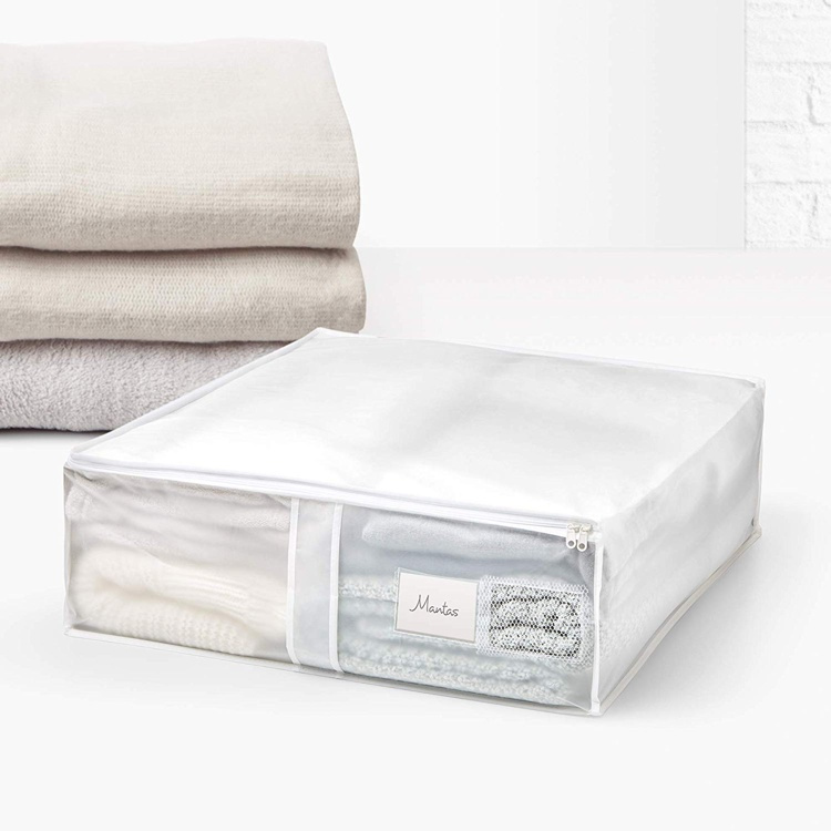 Box for quilts, Soft, MILKY WHITE, 65 x 55 x H 20 cm ,Transparent / White in the group Storage / Wardrobe storage at SmartaSaker.se (40848)