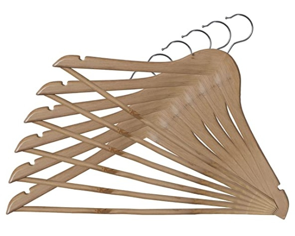 Coat Hangers in Wood, Set of 3, MISTER PACK, 44 cm, Nature in the group Storage / Wardrobe storage / Hangers and hooks at SmartaSaker.se (40910)