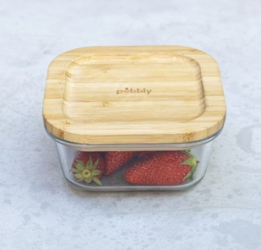 Glas Container with Bamboo Lid, 520ml, PEBBLY SQUARE COOK & STORE, 13 x13 x H 7 cm, Clear / Nature in the group Storage / Kitchen storage / Food containers / Glass at SmartaSaker.se (41030)