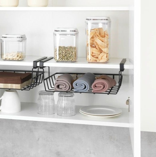 Hanging basket, Under shelf, PREMIUM PANTRY BASKET, 34 x 25 x H 13 cm, Black in the group Storage / Kitchen storage / Kitchen cabinet organizers / Under shelf storage at SmartaSaker.se (41313)