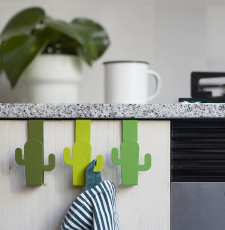 Hooks for cabinet doors, Set of 3, CACTUS, 5,5 x 4 x H 9 cm, Green in the group Storage / Kitchen storage at SmartaSaker.se (41552)