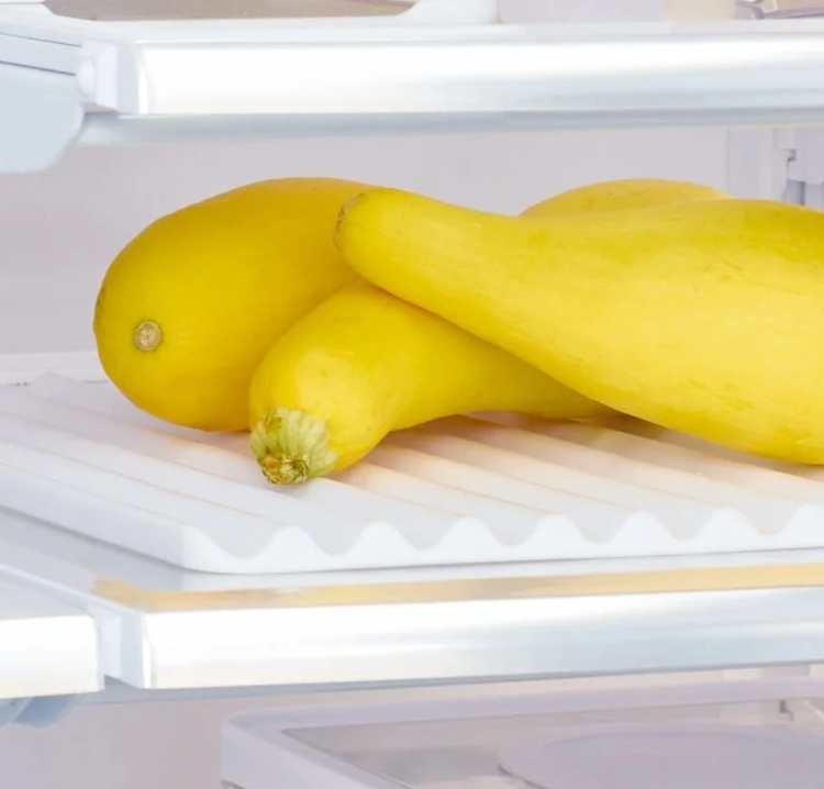 Preserver base for fruit and vegetables, FRESH PRODUCE MAT, 30,5 x 30,5 cm, White in the group Storage / Kitchen storage / Fridge storage at SmartaSaker.se (41627)