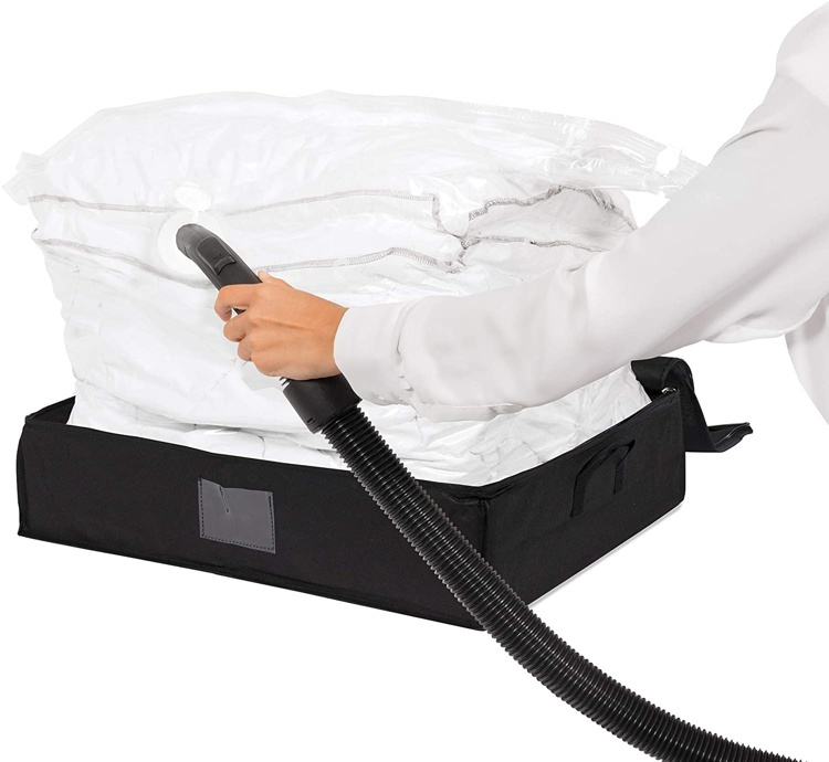 Box with vacuum bag, 145L, KAZITA UNDER BED, 65 x 50 x H 15,5 cm, Black in the group Storage / Wardrobe storage / Vacuum storage / Vacuum bags with boxes at SmartaSaker.se (41819)