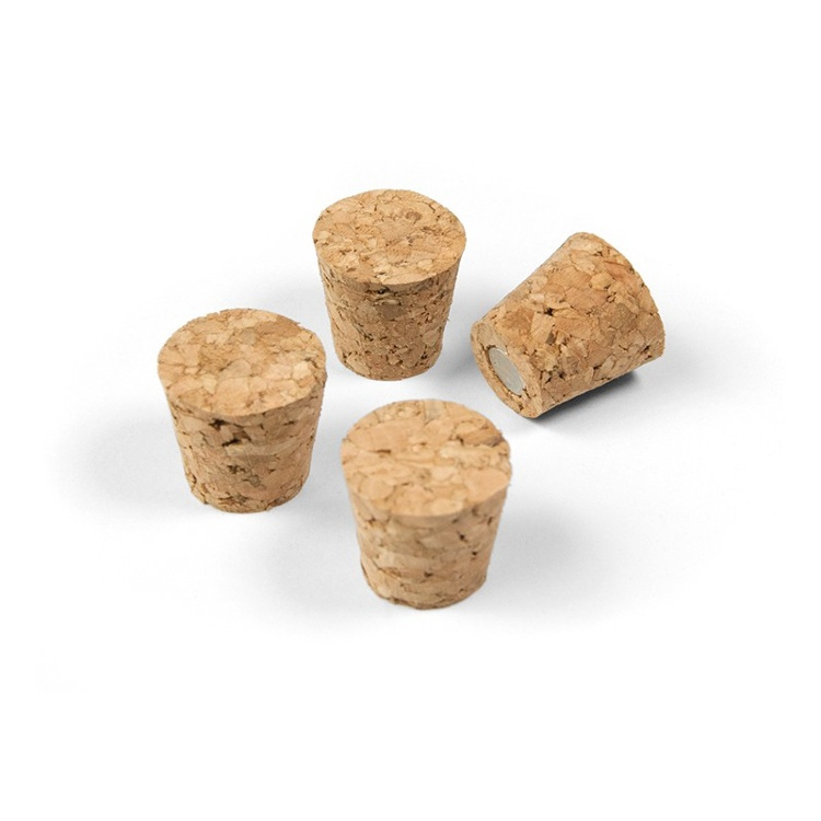 Magnets, Set of 4, CORK, Ø 1,5 x 1,5 cm, Nature in the group Storage / Magnets and adhesives at SmartaSaker.se (41963)