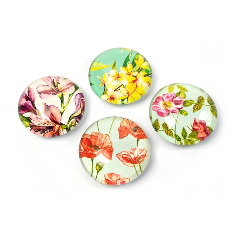 Magnets, Set of 4, FLOWER, Ø 3,5 cm, Multcolour in the group Storage / Magnets and adhesives at SmartaSaker.se (41965)