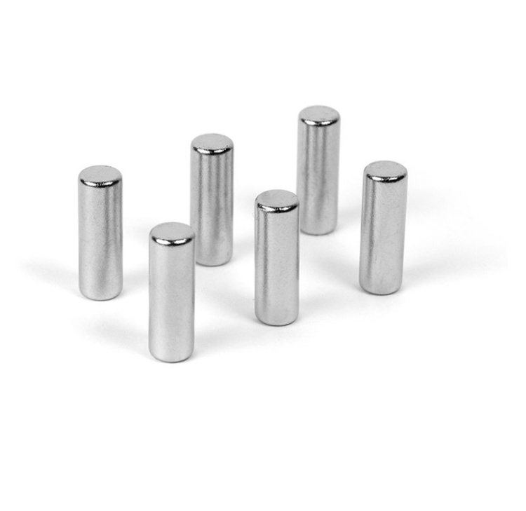 Magnets, Set of 6, Super Strong, MAGIC CYLINDER, Ø 0,5 x H1,5 cm, Silver in the group Storage / Magnets and adhesives at SmartaSaker.se (42010)