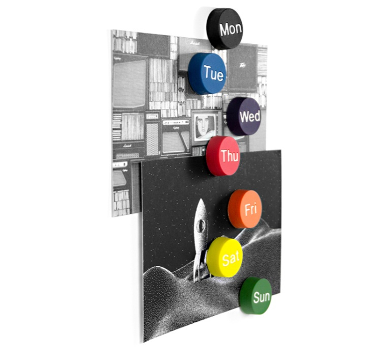 Magnets, Large , Set of 7, WEEKDAYS, Ø 2,5 cm, Assorted in the group Storage / Magnets and adhesives at SmartaSaker.se (42039)