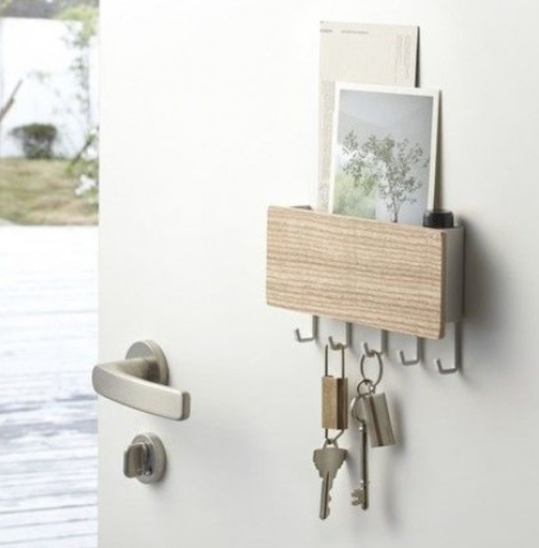 Magnetic Key Hook and Holder, RIN, Yamazaki, White / Natur in the group Storage / Hallway storage / Key cabinets at SmartaSaker.se (42063)
