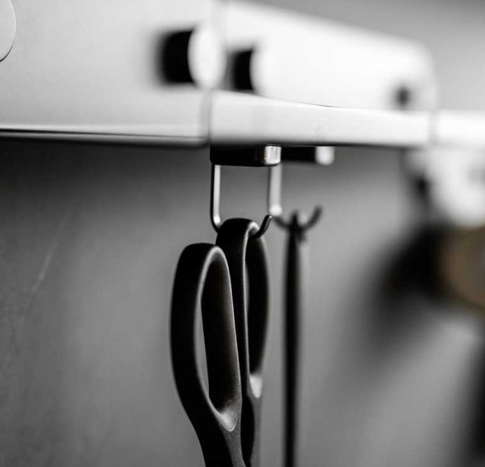 Magnetic under the shelf hooks , Set of 6, JET, 2 x 2 x H3,9 cm, Black in the group Storage / Magnets and adhesives / Magnetic Hooks at SmartaSaker.se (42071)