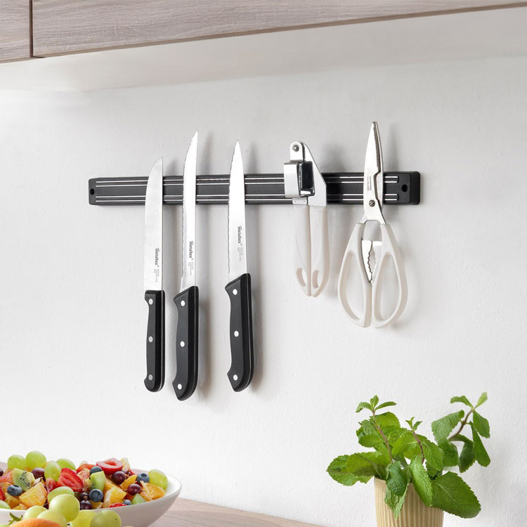 Magnetic strip for Knives, MAGNETIC BAR, 33cm, Black / Silver in the group Storage / Kitchen storage at SmartaSaker.se (42086)