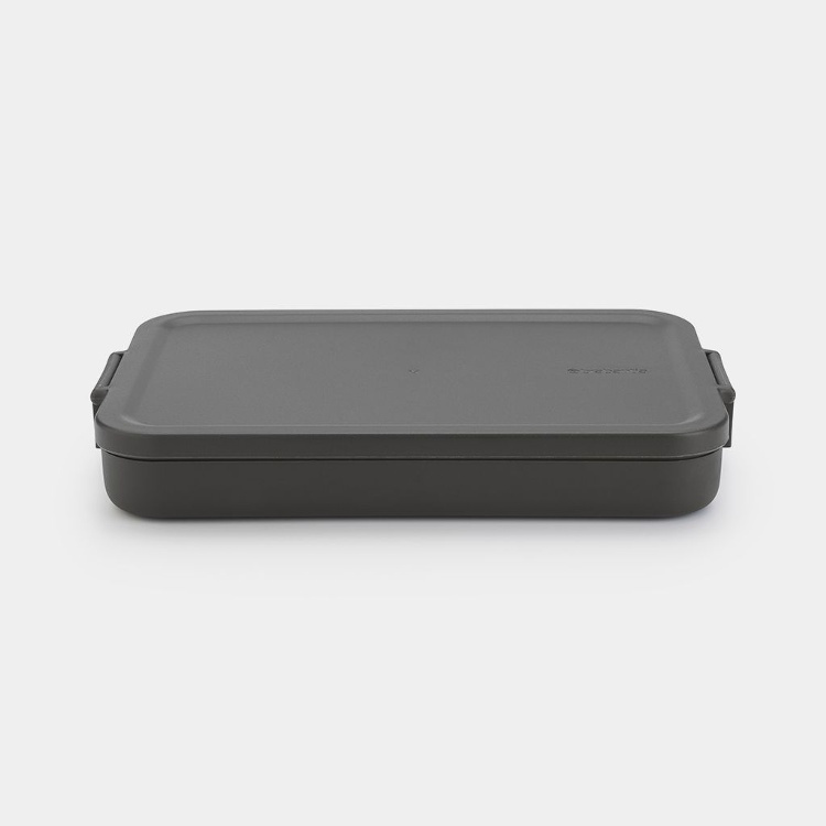 Food storage, 1,1 L, BRABANTIA MAKE & TAKE FLAT LUNCH BOX , 25,5 x 16,7 x H 3,7 cm, Dark grey in the group Storage / Kitchen storage / Food containers / Plastic at SmartaSaker.se (42151)