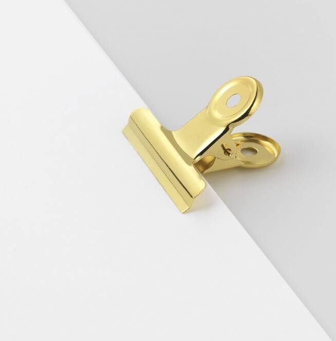 Paper Clips, Set of 10, SMALL SPRING CLIPS, 30 mm, Gold in the group Storage / Office supplies at SmartaSaker.se (42338)
