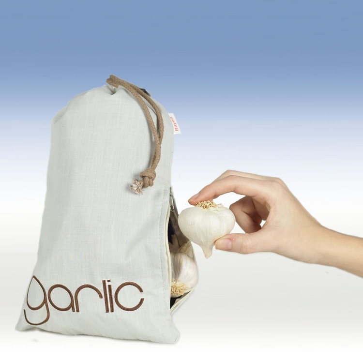 Food storage bag, FRESH GARLIC BAG, 20 x 32 cm, Beige in the group Storage / Kitchen storage / Fridge storage at SmartaSaker.se (42445)