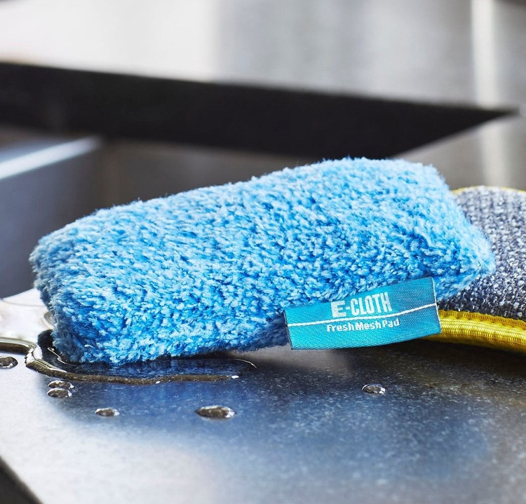 Scrubbers in Microfiber, Set of 2, FRESH MESH CLEANING PADS, 15 x 8 cm, Blue in the group Storage / Cleaning and waste sorting / Cloths and brushes at SmartaSaker.se (42606)