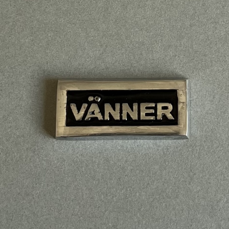 Sign with frame, VÄNNER, Exmez, 4 x H 1,7 cm, Black / Silver in the group Storage / Magnets and adhesives / Signs and labels at SmartaSaker.se (42621)