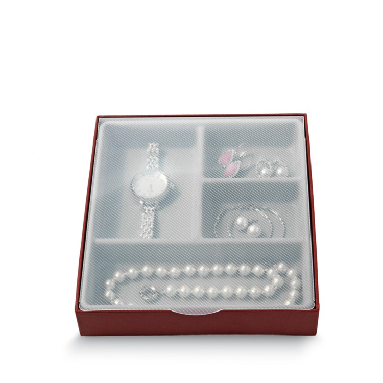 Jewelry box, BIJOUX QUATRE, 21,5 x 18,5 x H3,5 cm, Burgundy in the group Storage / Bathroom storage / Makeup storage at SmartaSaker.se (42699)