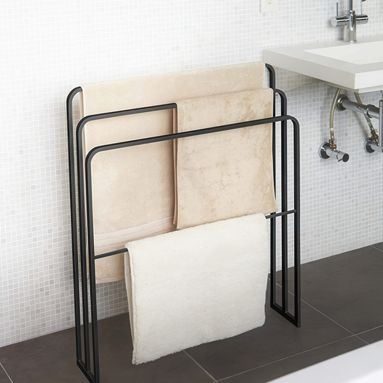 Rack in metal, TOWER TOWEL HANGER, 14 x 70 x H 81 cm in the group Storage / Bathroom storage at SmartaSaker.se (42890)