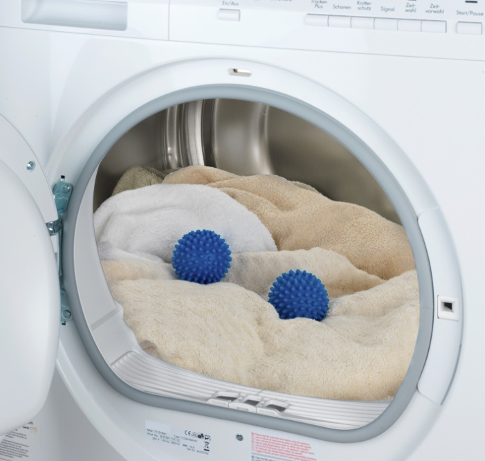 Drying balls for the dryer, Set of 2, SFERE PER ASCIUGATRICE, Ø 7 cm, Blue in the group Storage / Laundry and care at SmartaSaker.se (42972)