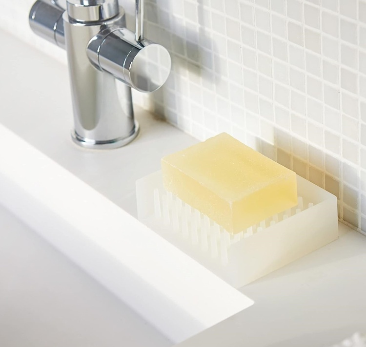 Soap tray, Self Draining, FLOAT, 8,5 x 11 x H 3 cm Yamazaki, White in the group Storage / Bathroom storage at SmartaSaker.se (43066)