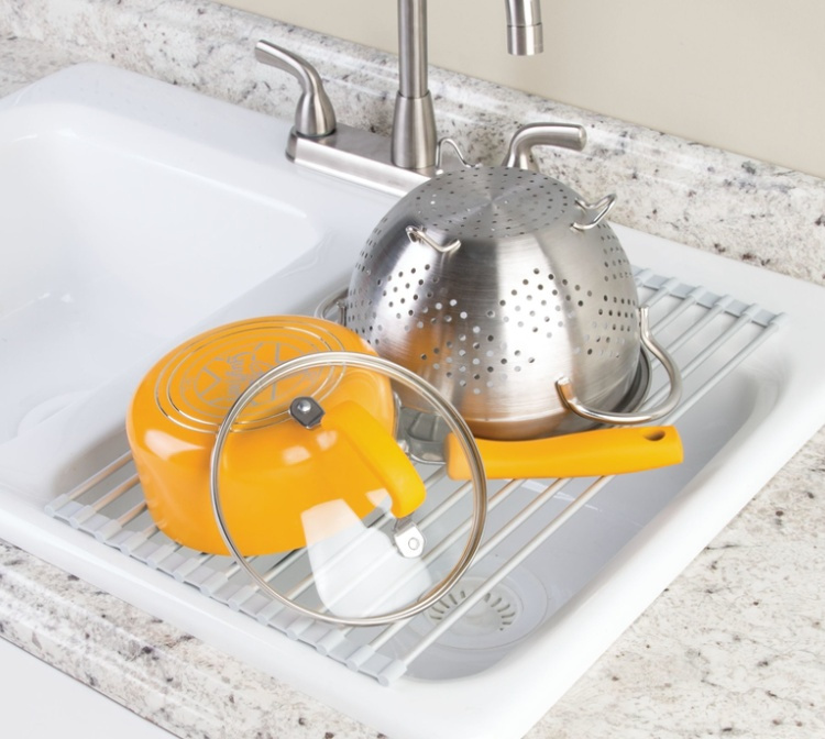 Draining Mat, METRO OVER SINK ROLL-UP, 47 x 28 cm, Silver / Grey in the group Storage / Kitchen storage / Dish racks and sink accessories at SmartaSaker.se (43156)