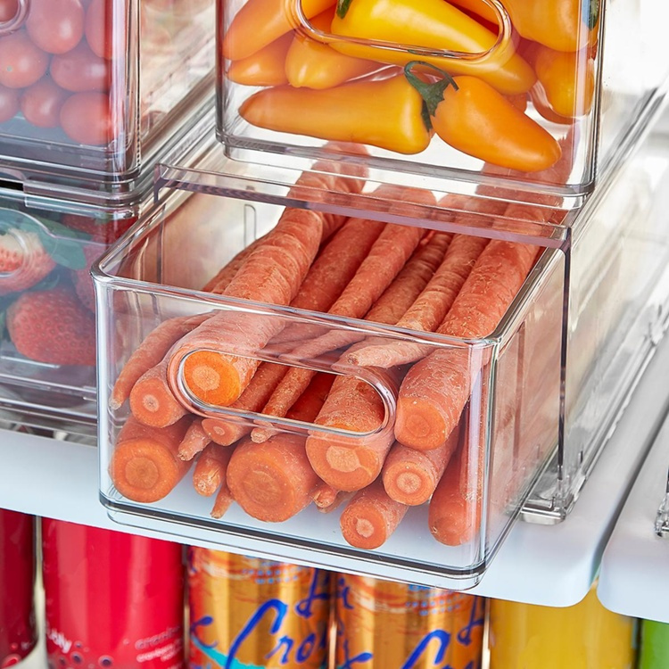 Drawer with divider, THE HOME EDIT FRIDGE DRAWER, 17x 31,4 x H 12 cm, Transparent in the group Storage / Kitchen storage / Fridge storage at SmartaSaker.se (43169)