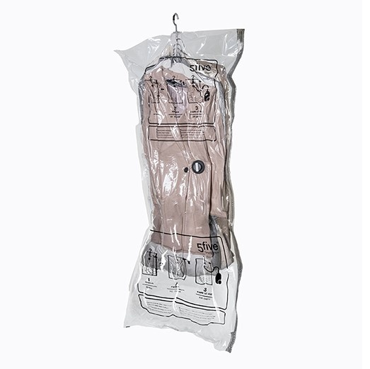 Vacuum bag with hanger, SAC COMPRESSEUR, 69 x H 138 cm, Clear in the group Storage / Wardrobe storage / Vacuum storage / Hanging vacuum bags at SmartaSaker.se (43192)