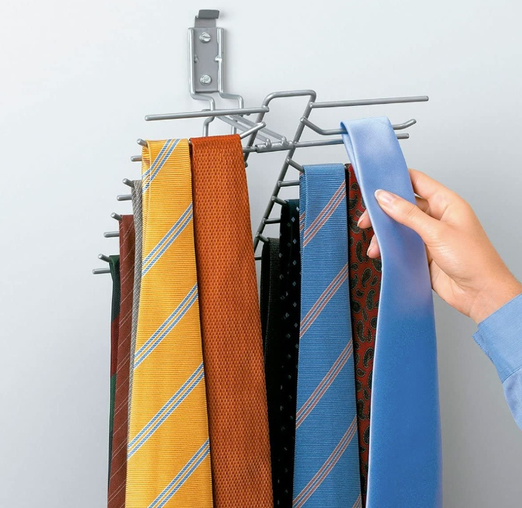 Holder for 30 Ties / Belt, Space Saving, RAYEN, Silver in the group Storage / Wardrobe storage at SmartaSaker.se (43227)