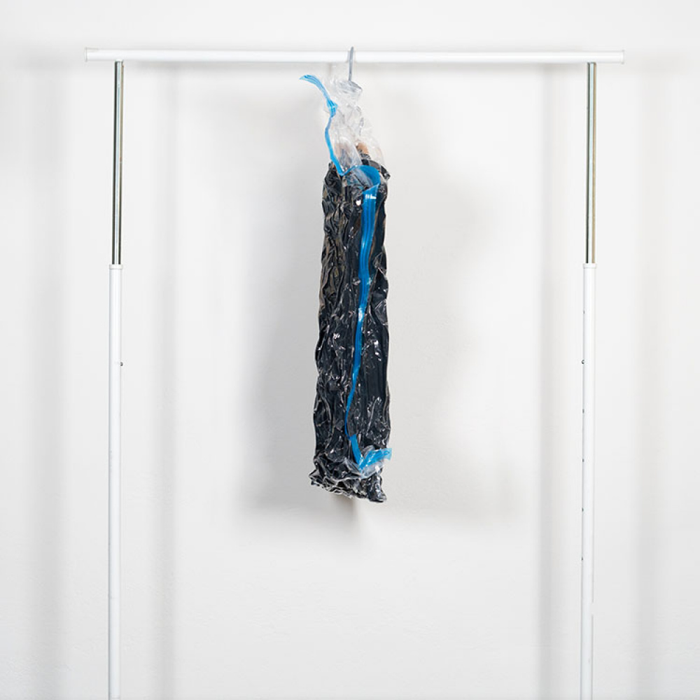 Hanging vacuum bags - For clothes you need to hang