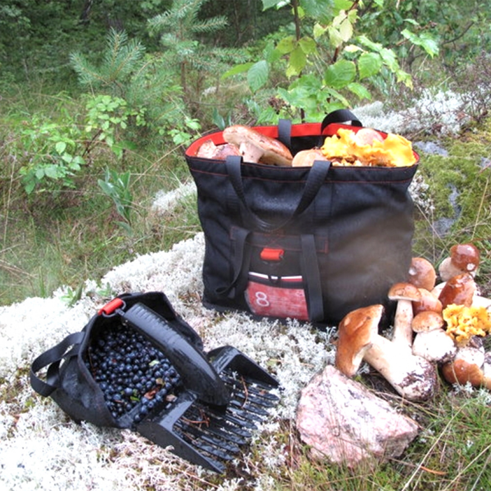 Collapsible Berry-Picker in the group Leisure / Outdoor life / Berries & Mushrooms at SmartaSaker.se (11347)
