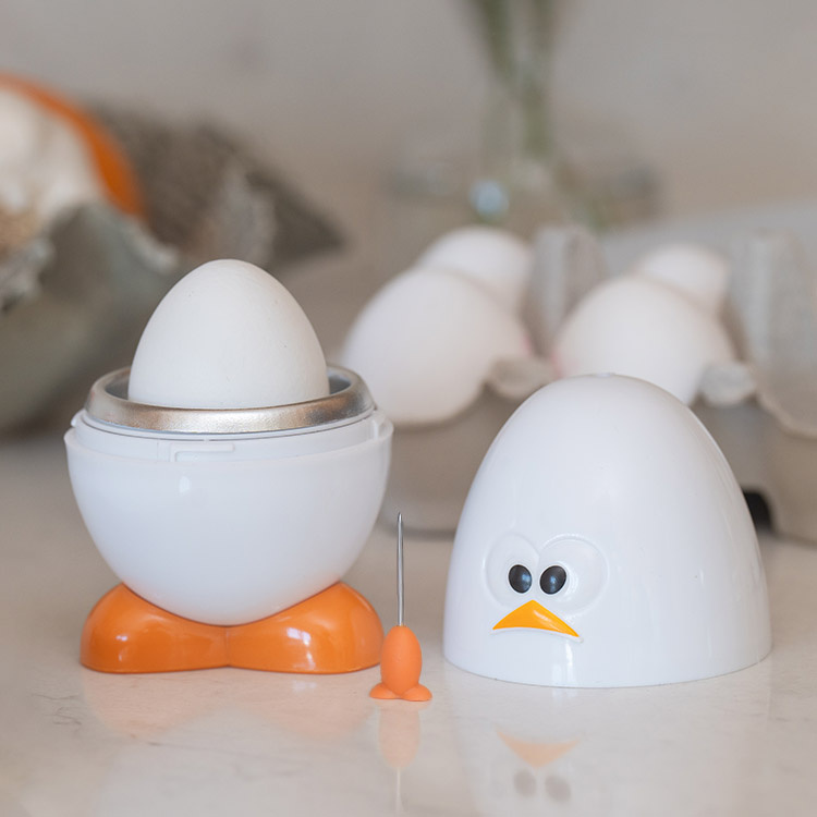 Egg boiler for the microwave in the group Holidays / Easter / Egg utensils at SmartaSaker.se (11391)