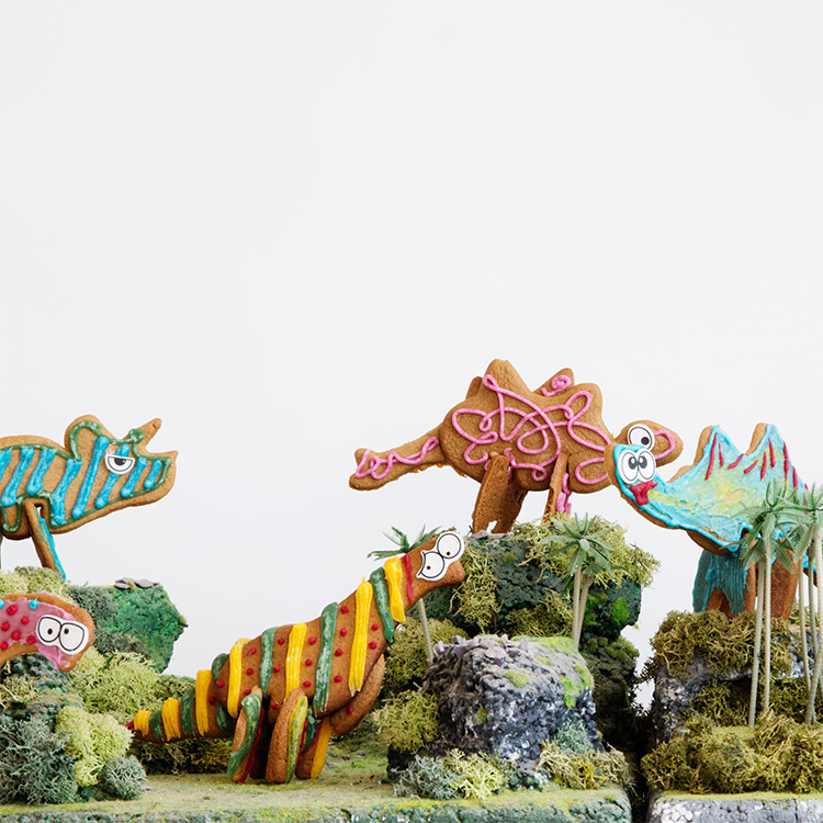 3D gingerbread cookie cutters - Bake a gingerbread dinosaur