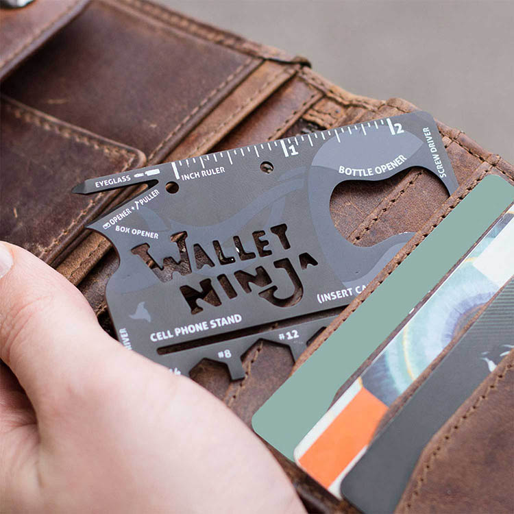 Wallet Ninja multi-tool for your wallet | SmartaSaker