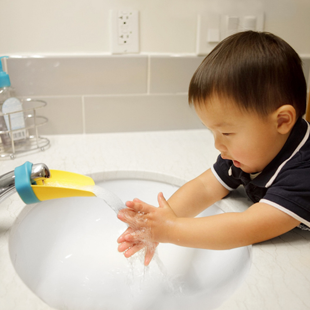 Aqueduck Faucet Extender in the group House & Home / Kids at SmartaSaker.se (12082)