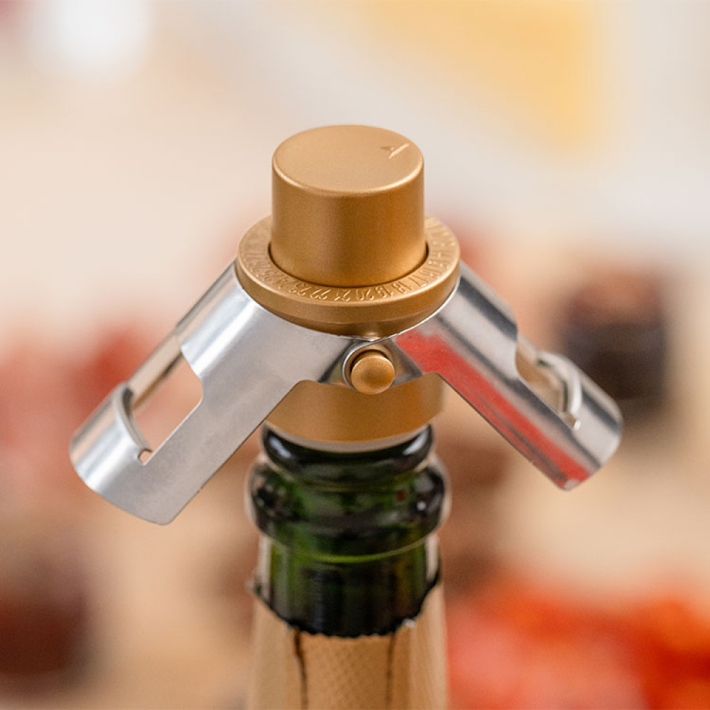 Champagne Cork with Pump in the group House & Home / Kitchen / Beverages at SmartaSaker.se (12306)